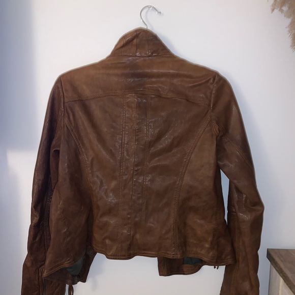 Danier leather jacket - Picture 4 of 6